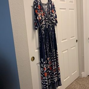 Quarter sleeve semi formal long dress